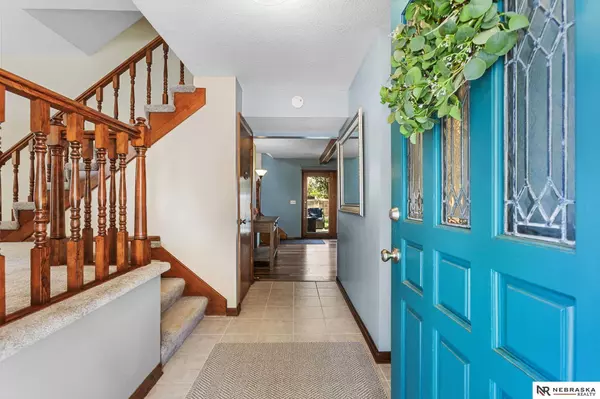 2418 S 154th Circle, Omaha, NE 68144