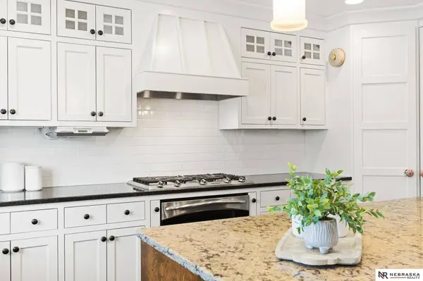 10630 N 190th Avenue, Bennington, NE 68007