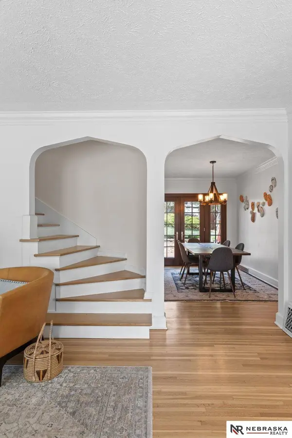 5136 Seward ST, Omaha, NE 68104