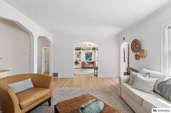 5136 Seward ST, Omaha, NE 68104