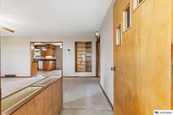 214 4th ST, Milford, NE 68405