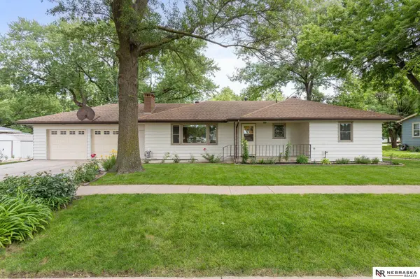 214 4th ST, Milford, NE 68405