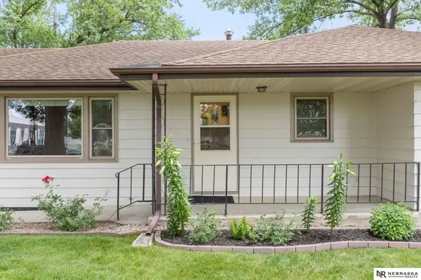 214 4th ST, Milford, NE 68405
