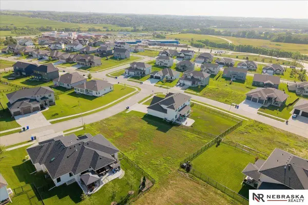 17007 Emma ST, Bennington, NE 68007