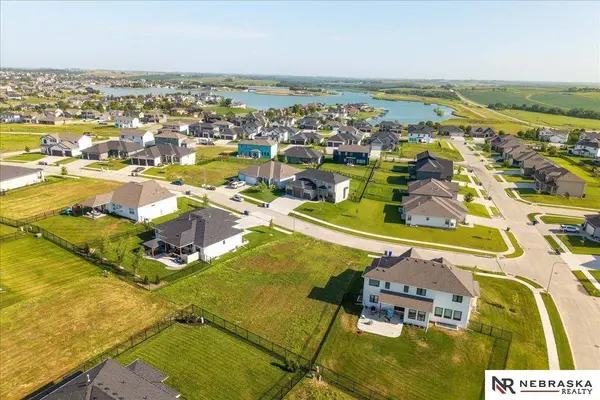 17007 Emma ST, Bennington, NE 68007