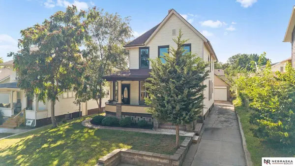 1112 N 31st AVE, Omaha, NE 68131