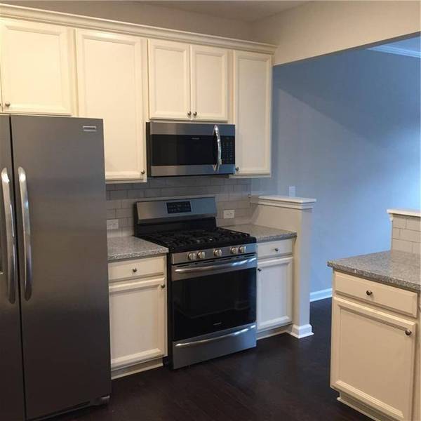 1208 Foxcroft LN, Cumming, GA 30041