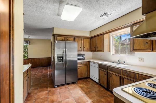 1407 Anvil DR, Houston, TX 77090