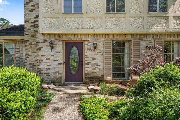 1407 Anvil DR, Houston, TX 77090