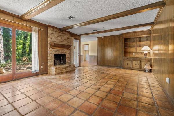 1407 Anvil DR, Houston, TX 77090