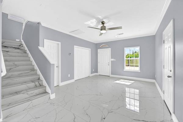 1675 Hugh RD #C, Houston, TX 77067