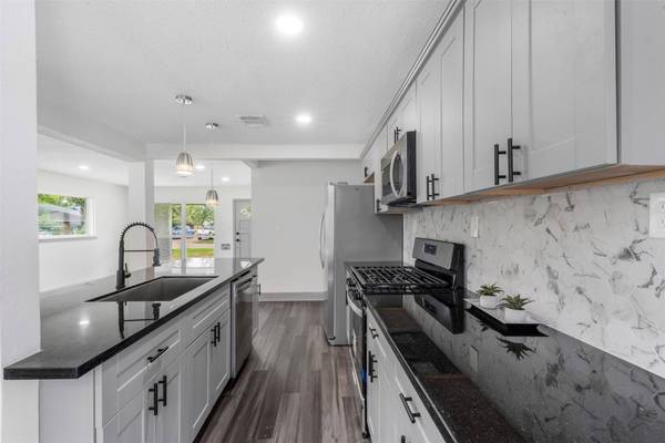 702 Pennington ST, Houston, TX 77022