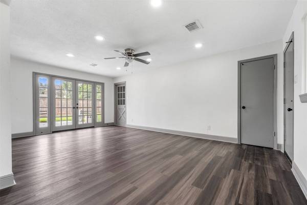 702 Pennington ST, Houston, TX 77022