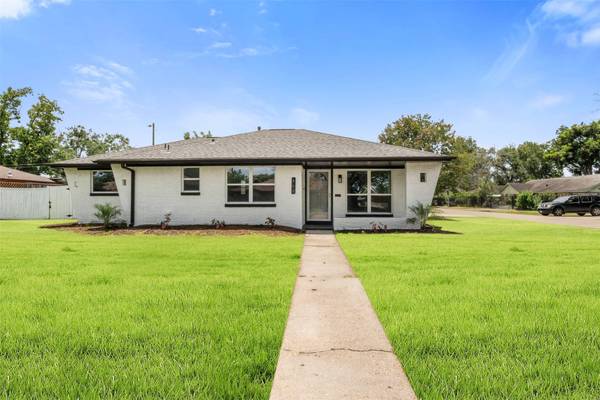 702 Pennington ST, Houston, TX 77022