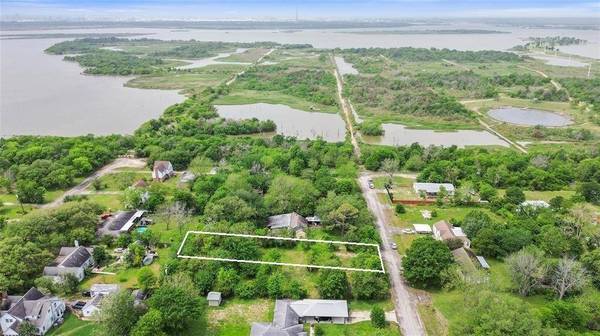 115 Cabaniss AVE, Baytown, TX 77520