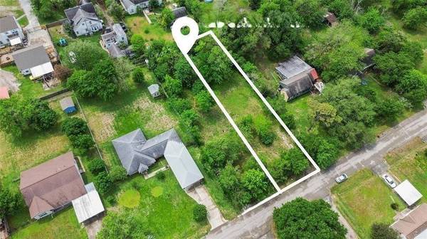 115 Cabaniss AVE, Baytown, TX 77520