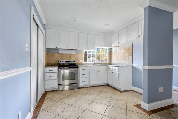 10711 Heather Hill DR, Houston, TX 77086