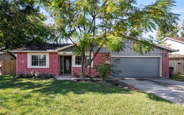 10711 Heather Hill DR, Houston, TX 77086