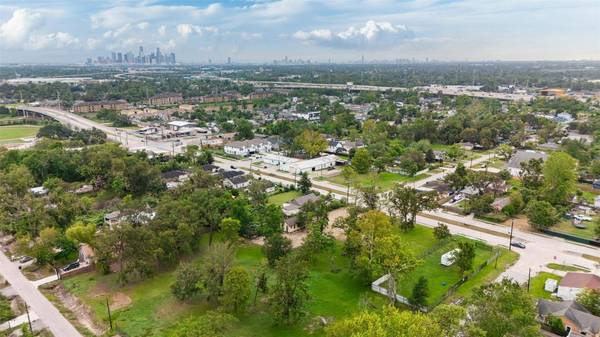 4701 Corto ST, Houston, TX 77016