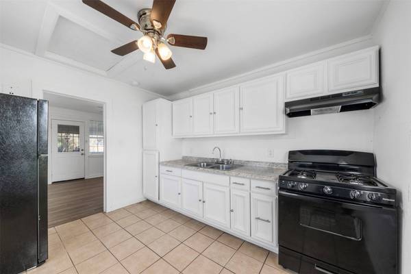 8331 Garland St ST, Houston, TX 77017