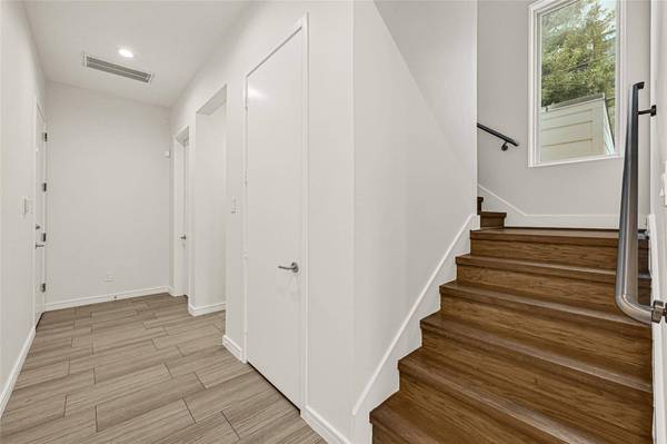 707 W Clay ST, Houston, TX 77019