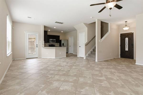 16626 Lake Prince LN, Houston, TX 77044