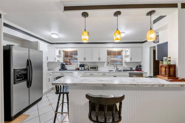 5519 Cheshire LN, Houston, TX 77092