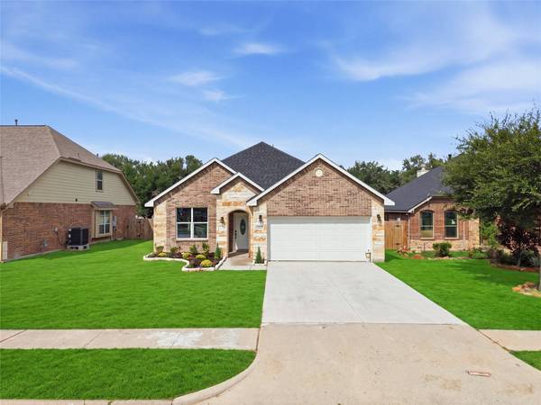 5014 E Meadow DR, Deer Park, TX 77536