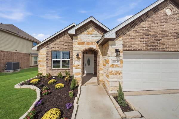 5014 E Meadow DR, Deer Park, TX 77536