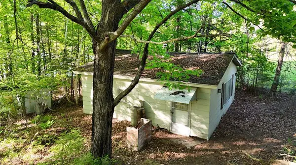 7069N Fender Road, Winter, WI 54896