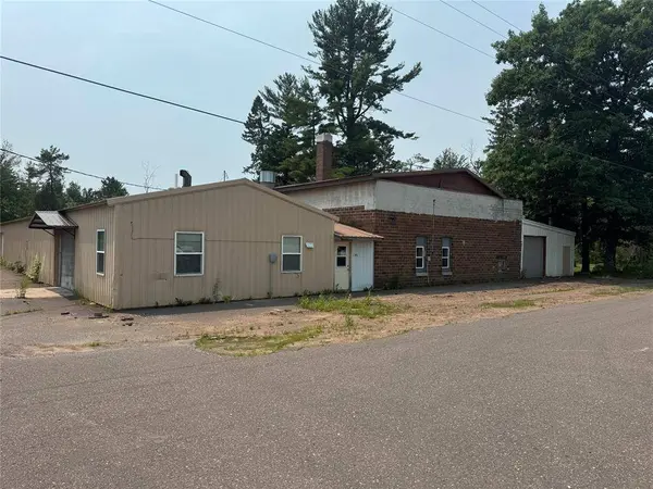 881 Grant Avenue, Exeland, WI 54835