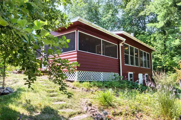 15254W Hummingbird Court, Stone Lake, WI 54876