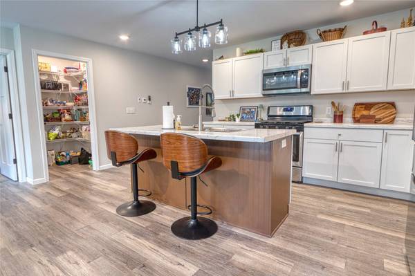 9429N Brodi LN, Hayward, WI 54843