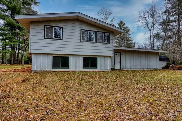 10749 Namekagon Lane, Hayward, WI 54843