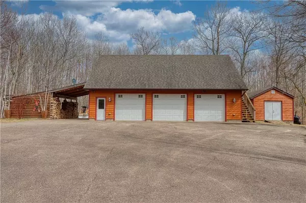 7784 Lightning Lane, Hayward, WI 54843