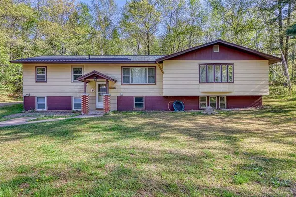 10148 McClaine Road, Hayward, WI 54843