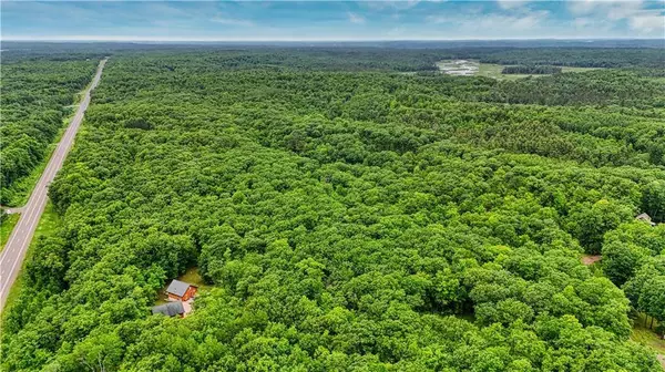 12797 W Goldfinch Lane, Hayward, WI 54843