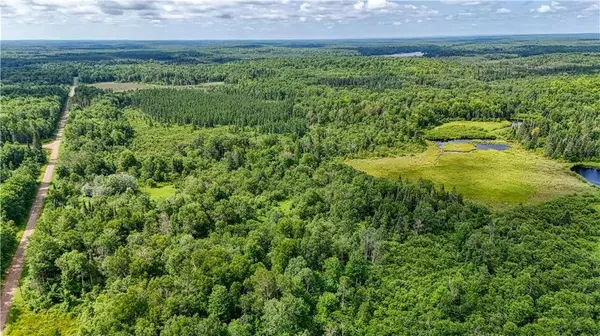 8143 Wright Road, Winter, WI 54896