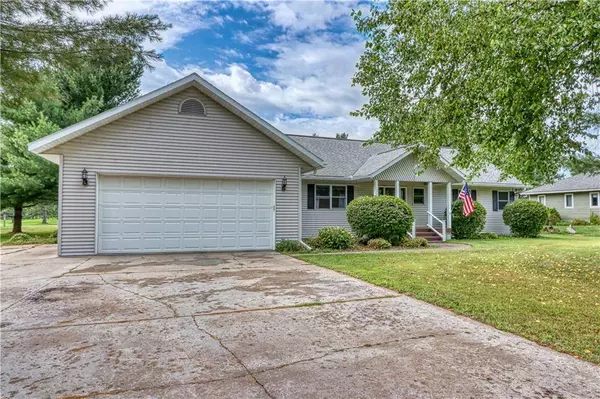 10839 Country Club Lane, Hayward, WI 54843