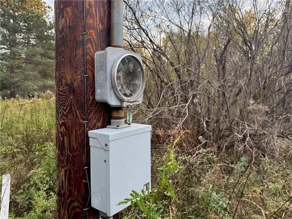 7469 E County Rd B, South Range, WI 54874