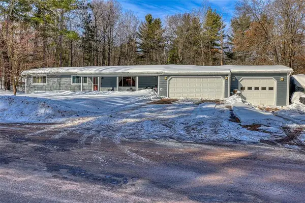 10719 Oak Ridge Drive, Hayward, WI 54843