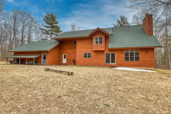 16539 W Acorn Ridge, Hayward, WI 54843