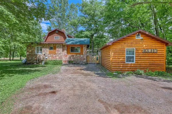 7709 Lake Avenue, Hayward, WI 54843