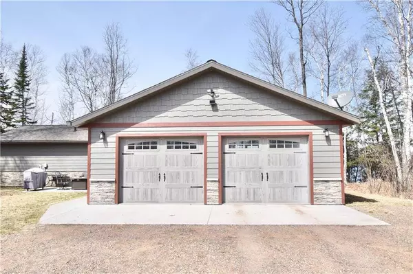 5945 W Lee Road, Winter, WI 54896