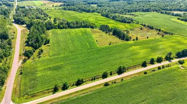 8009 Main Road, Springbrook, WI 54875