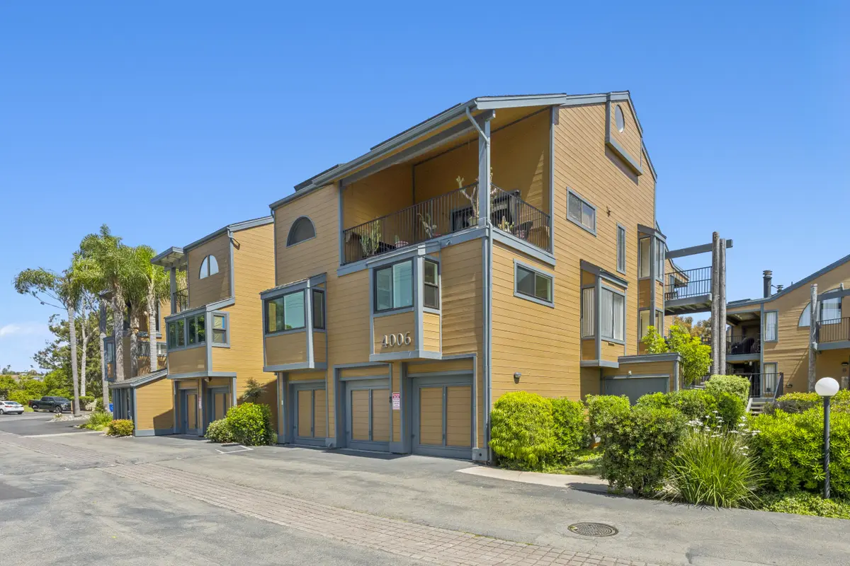 Coastal Living Retreat at 4006 Layang Layang Cir, Carlsbad,