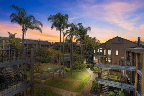 4006 Layang Layang CIR #E, Carlsbad, CA 92008