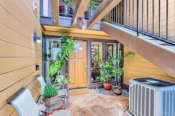 4014 Aguila ST #F, Carlsbad, CA 92008