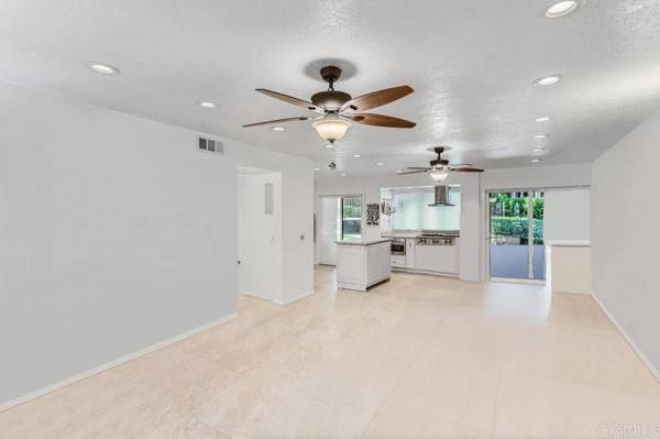 4014 Aguila ST #F, Carlsbad, CA 92008