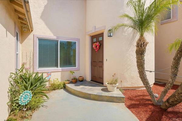 1175 York DR, Vista, CA 92084